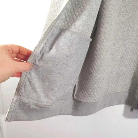 CLEARANCE H&M Quilted Jacket Dove Grey Silver Medium Soft Comfy Gray Zipper M - Picture 11 of 16